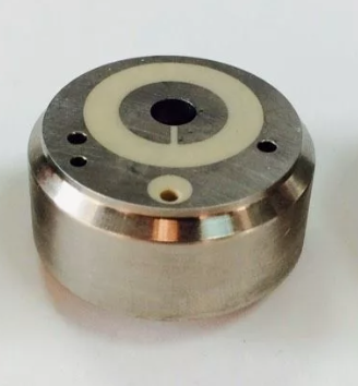 Электромагнит 4 pin форсунки VOLVO (средняя часть) DELPHI 7135588