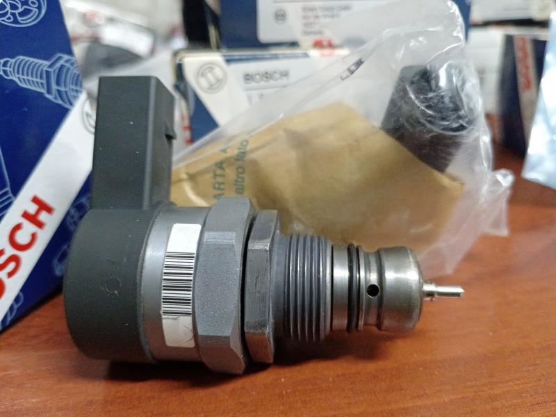 Регулятор давления BOSCH 0281006246
