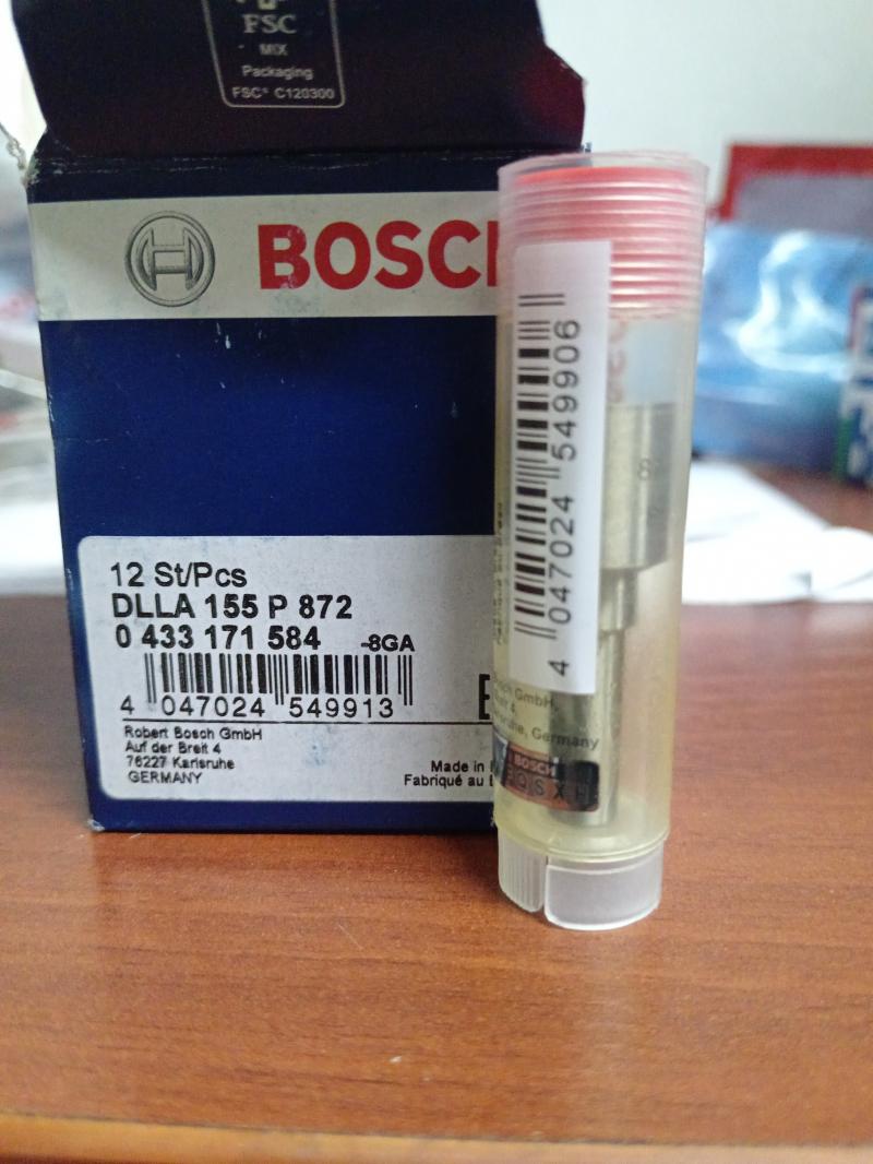 Распылитель  форсунки BOSCH DLLA155P872